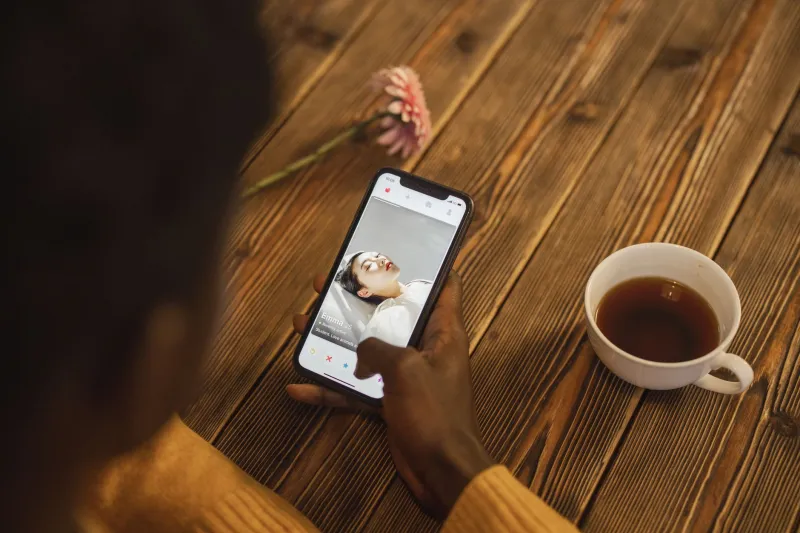 Your Dating App Bio Is a Cry for Help and We're Here to Diagnose It