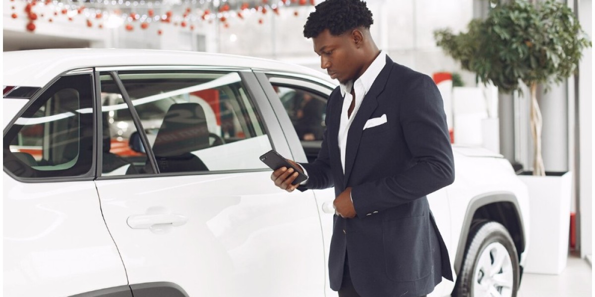 5 Mistakes to Avoid When Hiring Executive Chauffeurs in Manchester