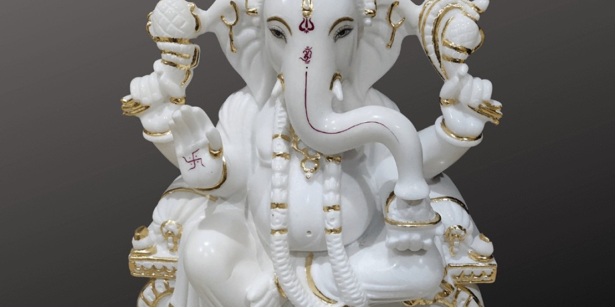 Ganesh Murti for Home Decor: Blending Spirituality with Aesthetics