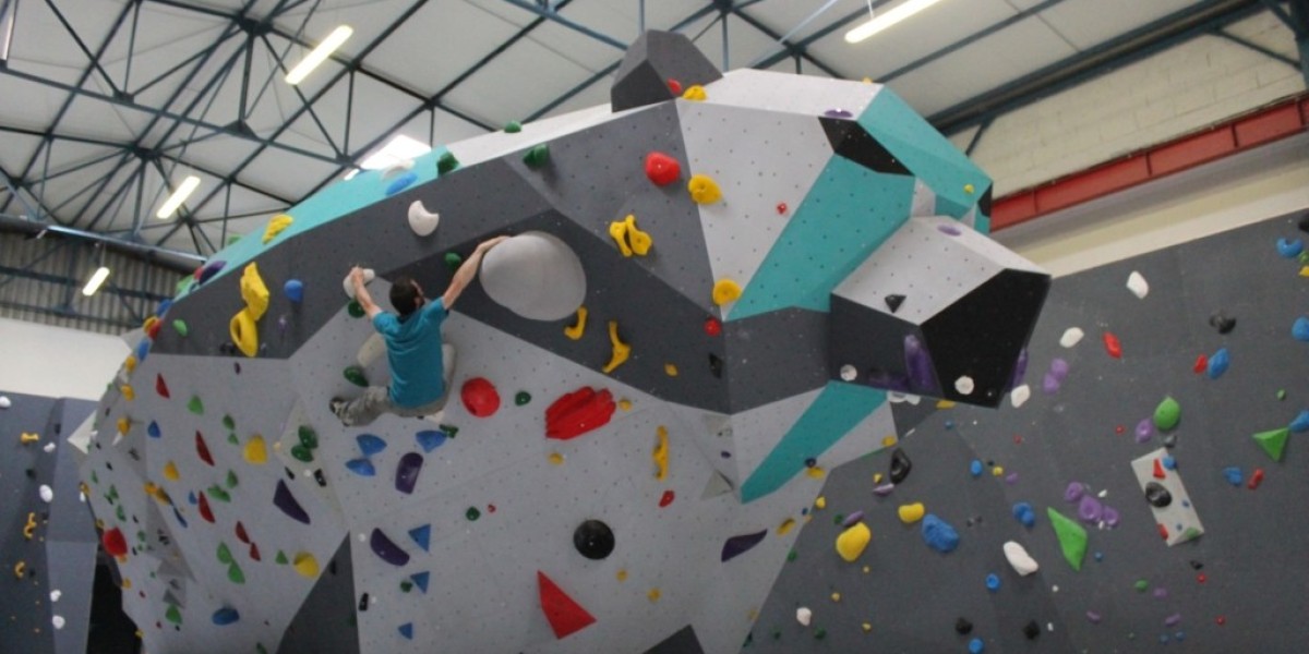Key Qualities to Look for in a Trusted Climbing Wall Manufacturer